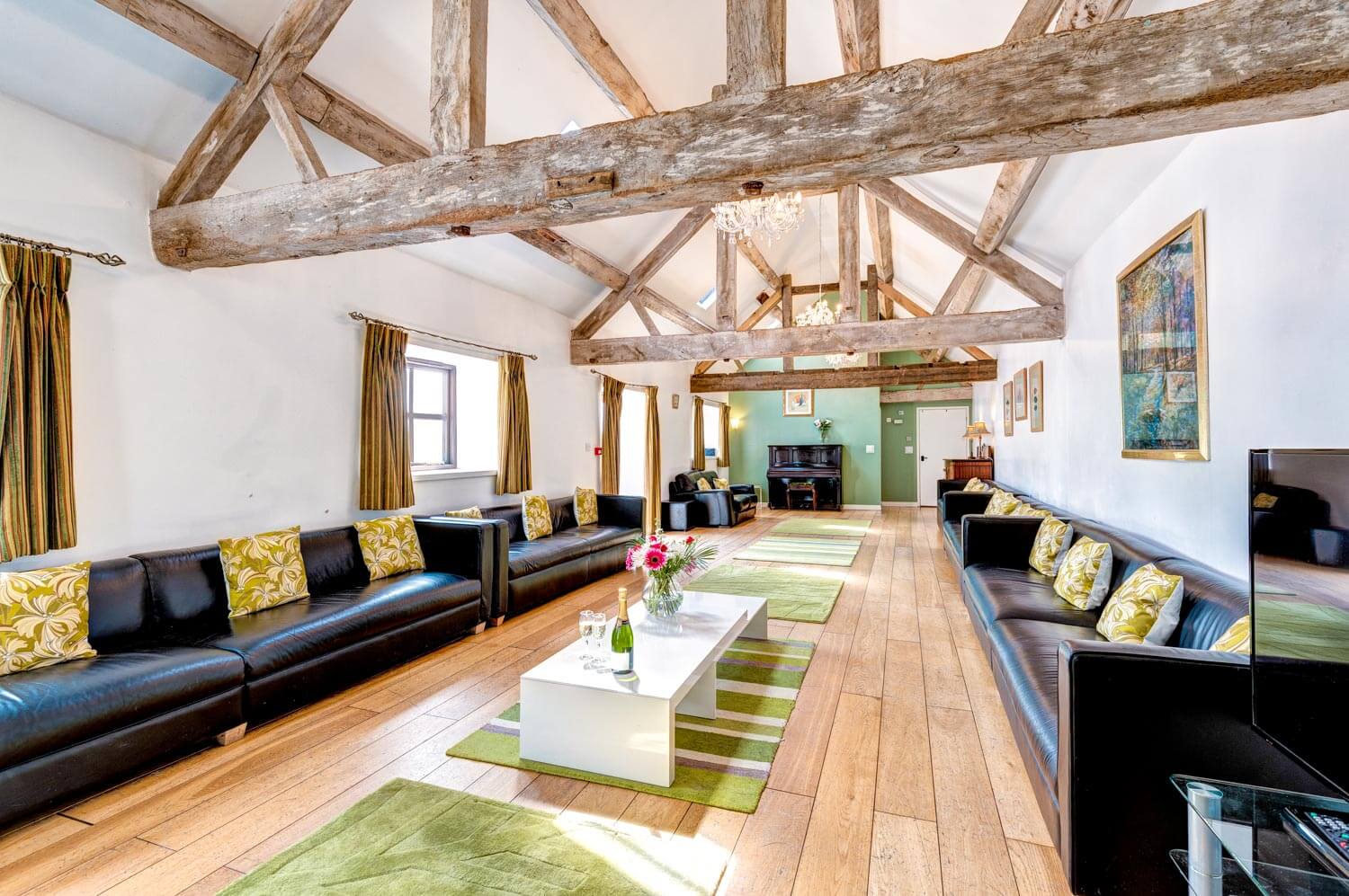 Party Houses To Rent Uk Party Houses To Rent Uk