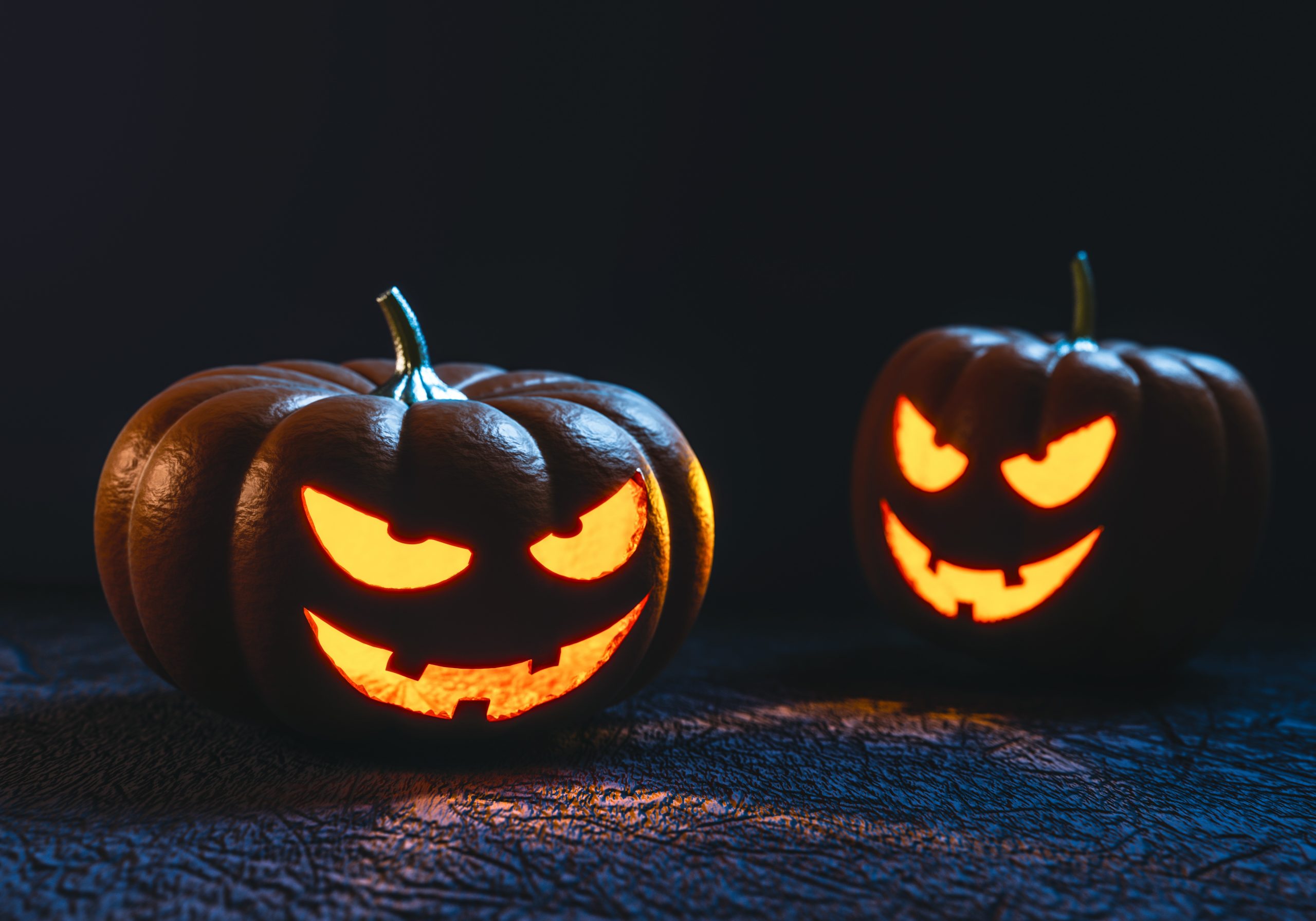 Pumpkin carving for you and your kids