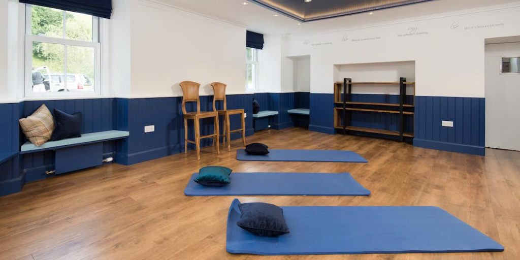 uk yoga retreat venues