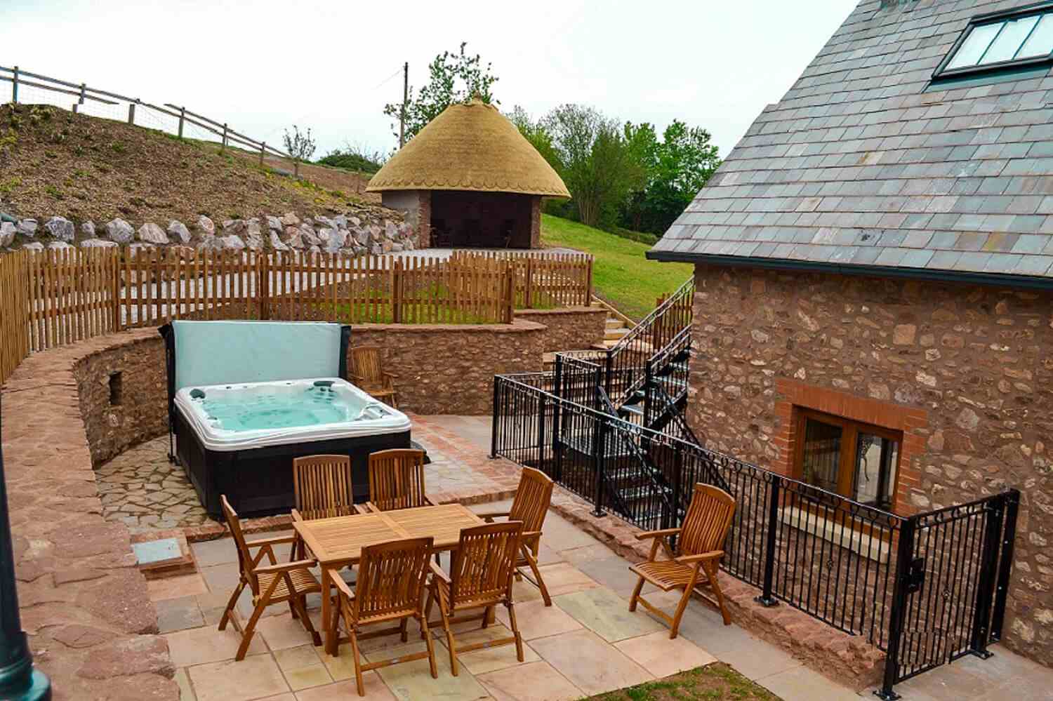 Party Houses With Swimming Pools And Hot Tubs Party Houses Uk