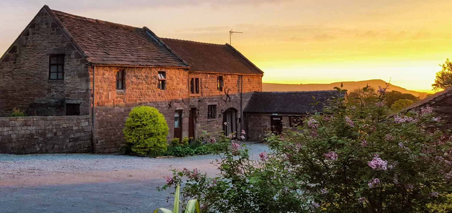 Accommodation For Big Groups Uk Party Houses