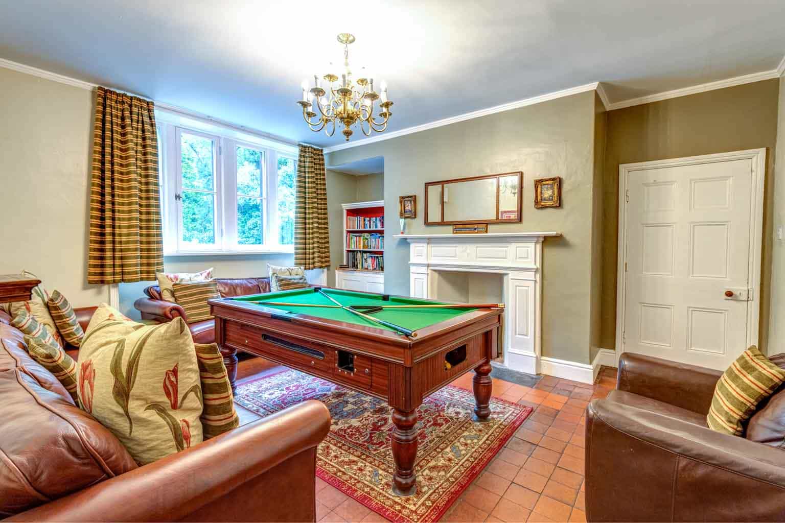 Alton towers homes to rent